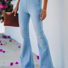 Ladies hight waist Jeans hip fit boot cut denim lightblue women denim OEM factory LILJ008