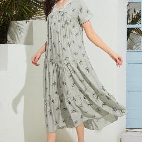 ladies maternity dress cotton print fabric for pregnant clothes V neck dress for pregnancy women  OEM factory LILM009