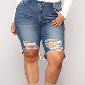 ladies denim pants fifth pants ripped jeans plus size jean for woman OEM factory LILJ024