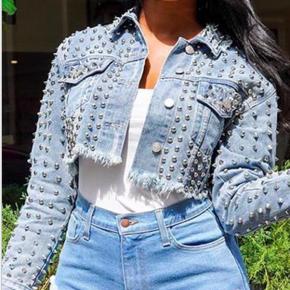 jeans jacket for women short denim jacket studs custom denim jacket  OEM factory LILJ019